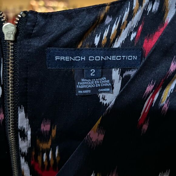 French Connection Printed Silk Blend
Mini Dress Size 2 - Picture 4 of 4